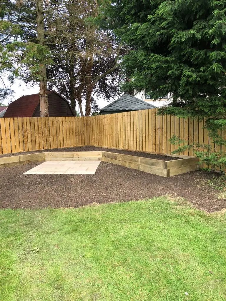 Photo of fencing services.